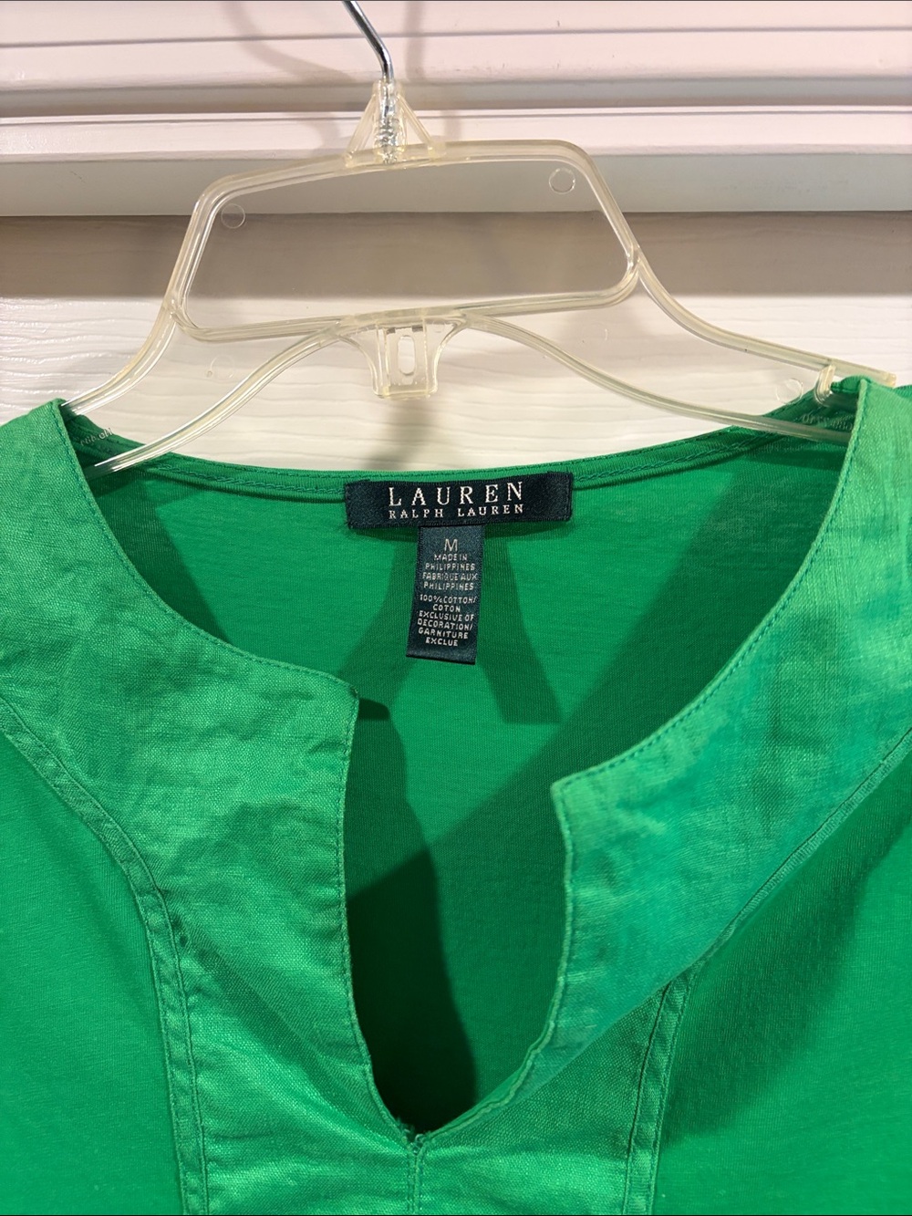 Lauren Ralph Lauren Bright Green Split V-Neck 3/4 Sleeve Tunic like new size M - Picture 3 of 4